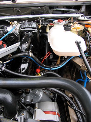 hartge_h5_engine_bay_front